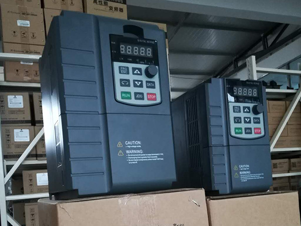 起重機(jī)電氣變頻器